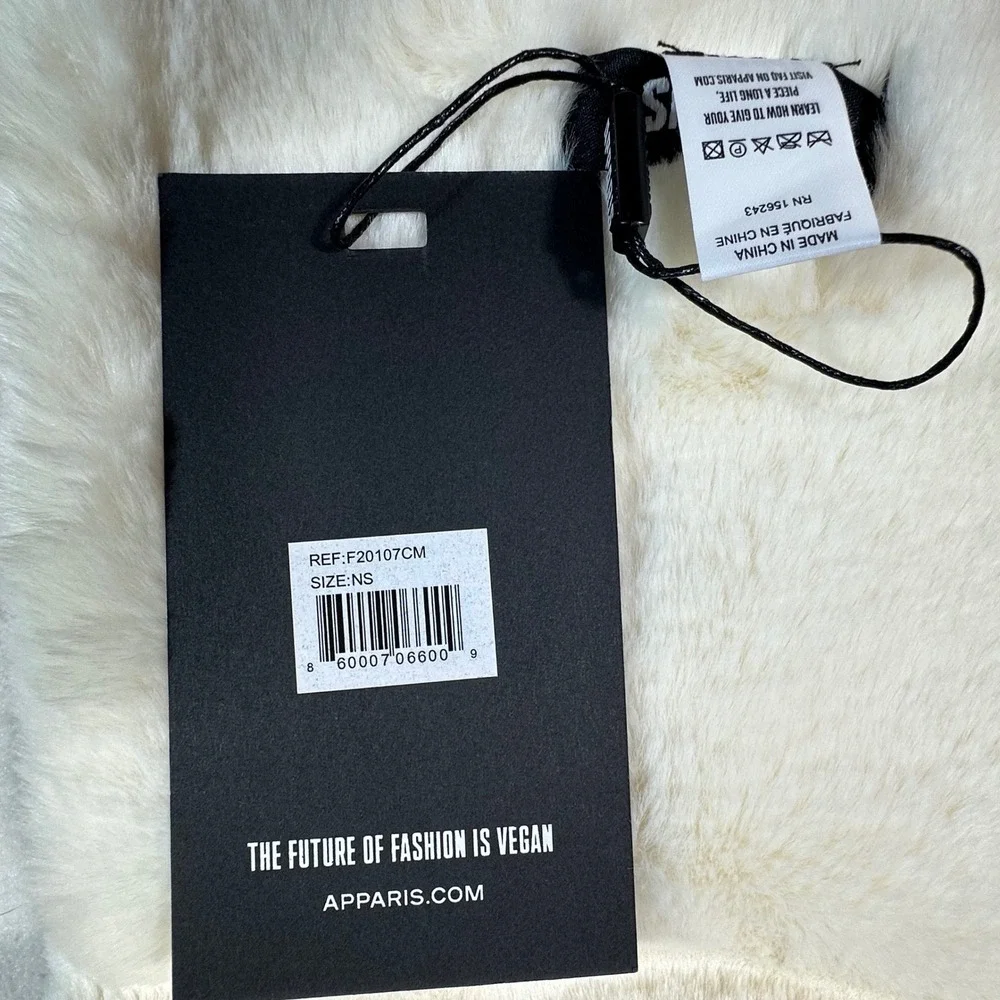 Apparis Faux Fur Scarf NWT Women NS Cream Vegan Winter Wrap F20107CM